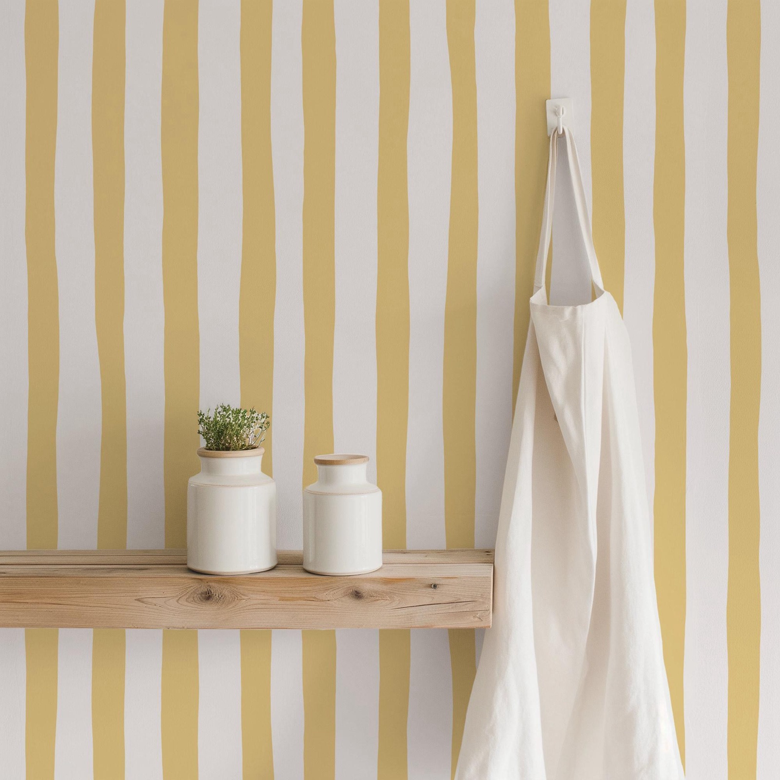 Sunshine Yellow Wobbly Stripes – Baby Nursery Yellow Bewertung und Preis